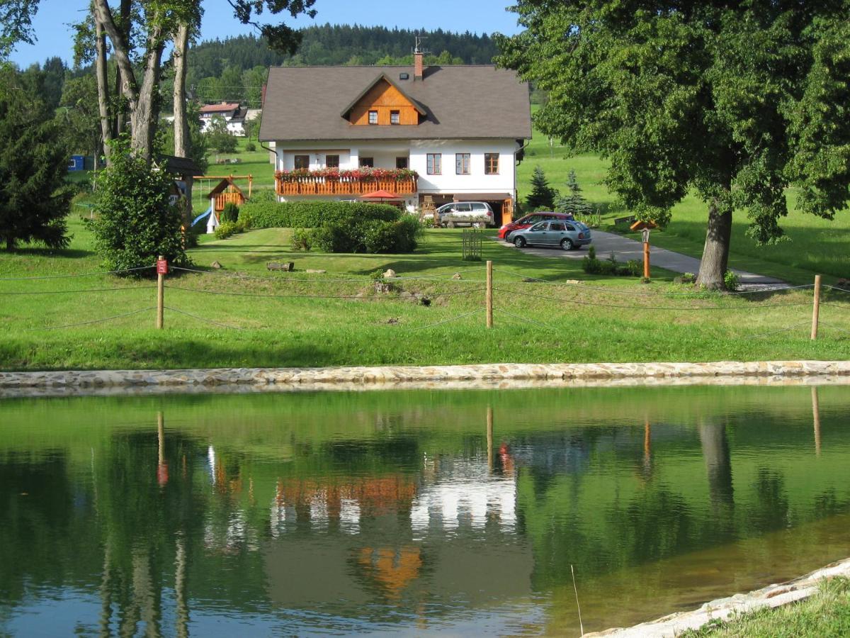 Hotel U Sadílků Paseky nad Jizerou Exterior foto