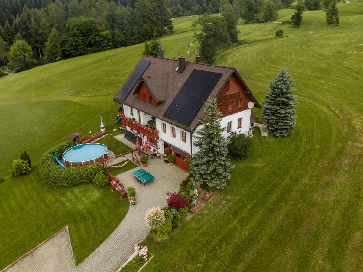 Hotel U Sadílků Paseky nad Jizerou Exterior foto